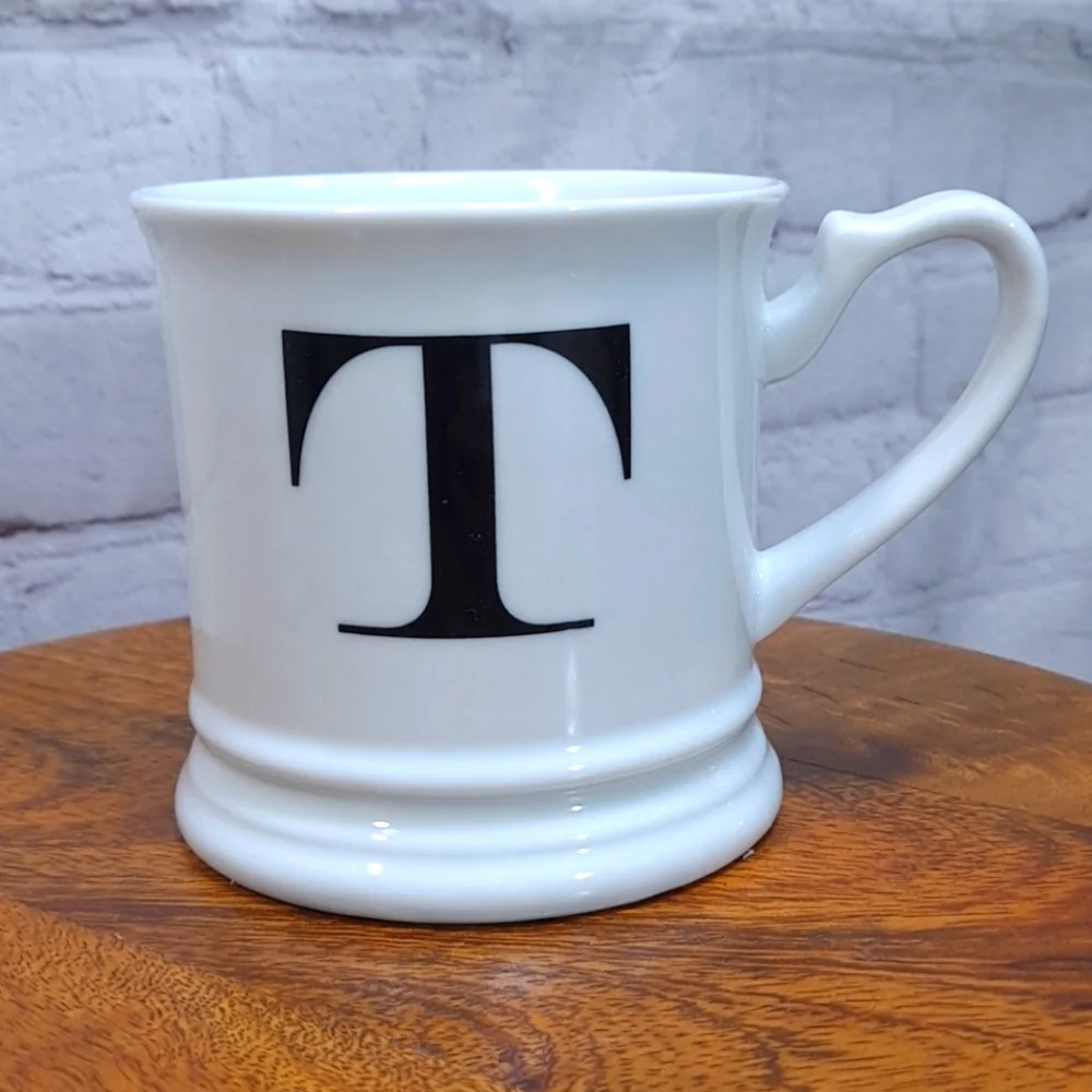 Williams Sonoma White And Black T Monogram 16oz Mug